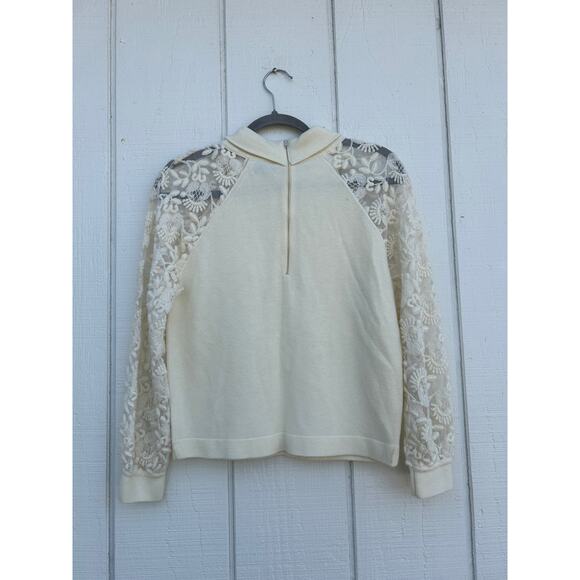 Vintage Talbott Taralan SUPER Cute Off White Sweater With‎ Lace Flower Sleeves - Picture 4 of 4